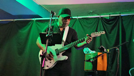 Tony's acoustic set 3